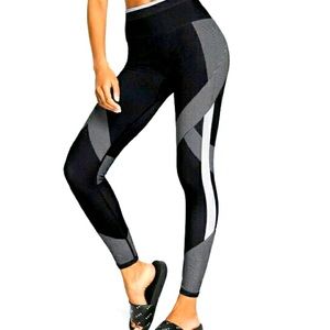 Pink Victoria’s Secret Leggings Seamless